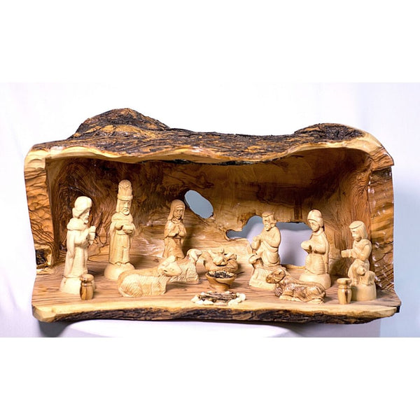 Olive wood offers handmade in Bethlehem nativity set